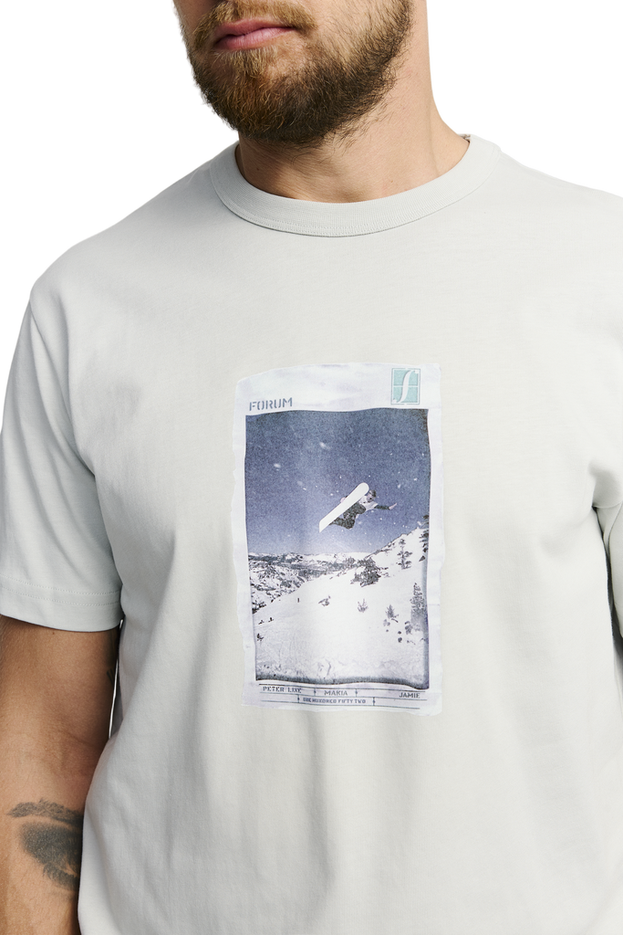 Lauri is 5'10" wearing size medium